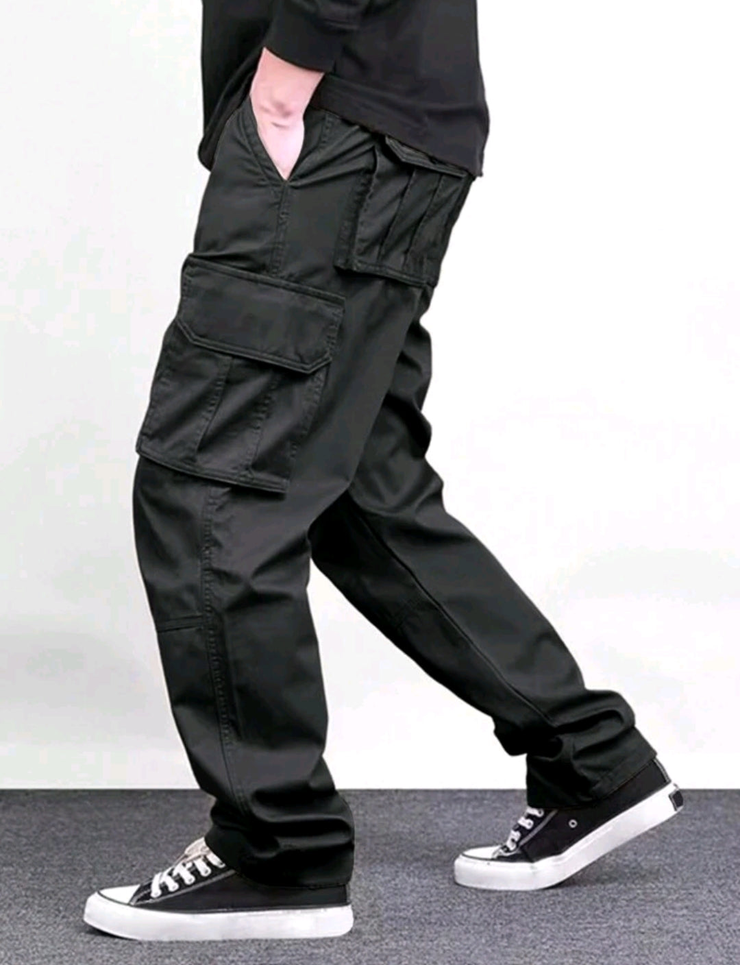 6 Pocket Cargo