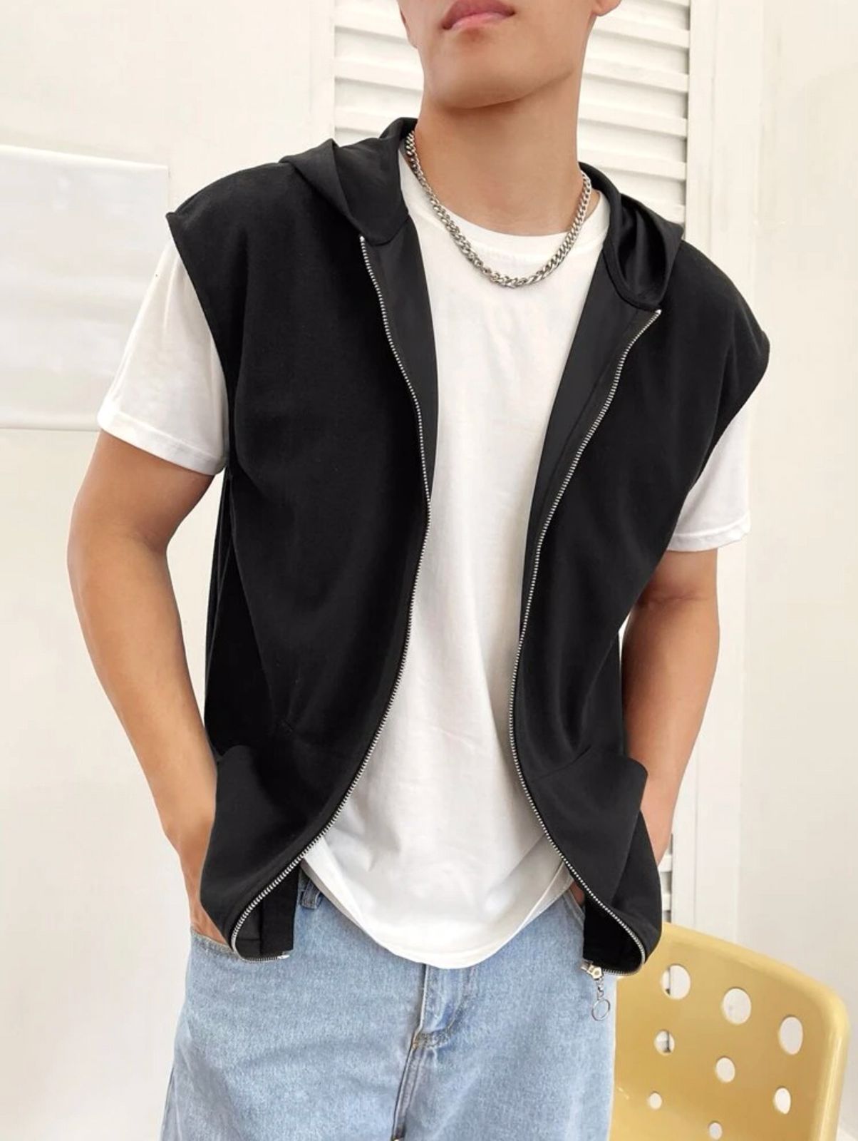 Sleeveless Basic Hoodie