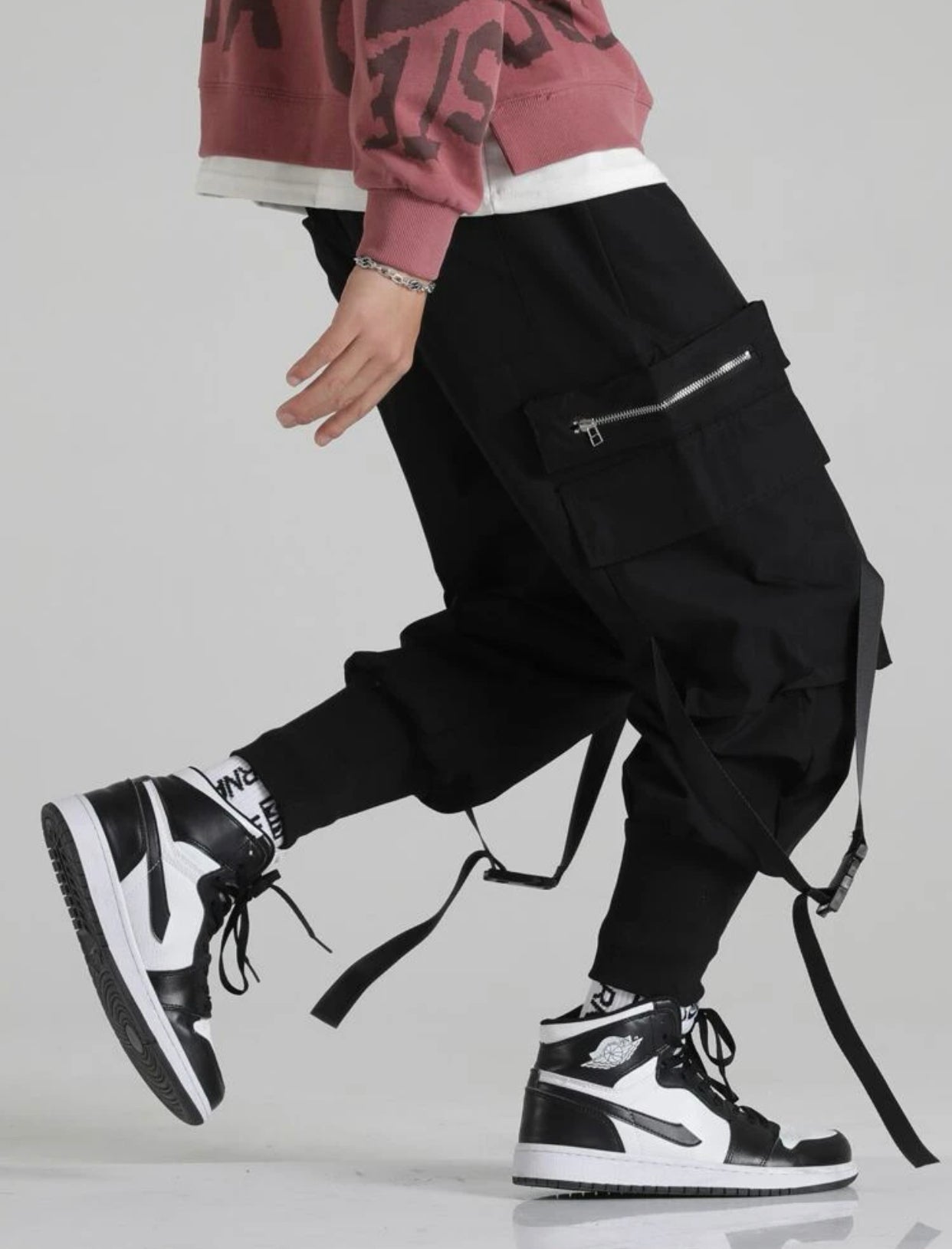 Men Flap Pocket Buckle Cargo Pants