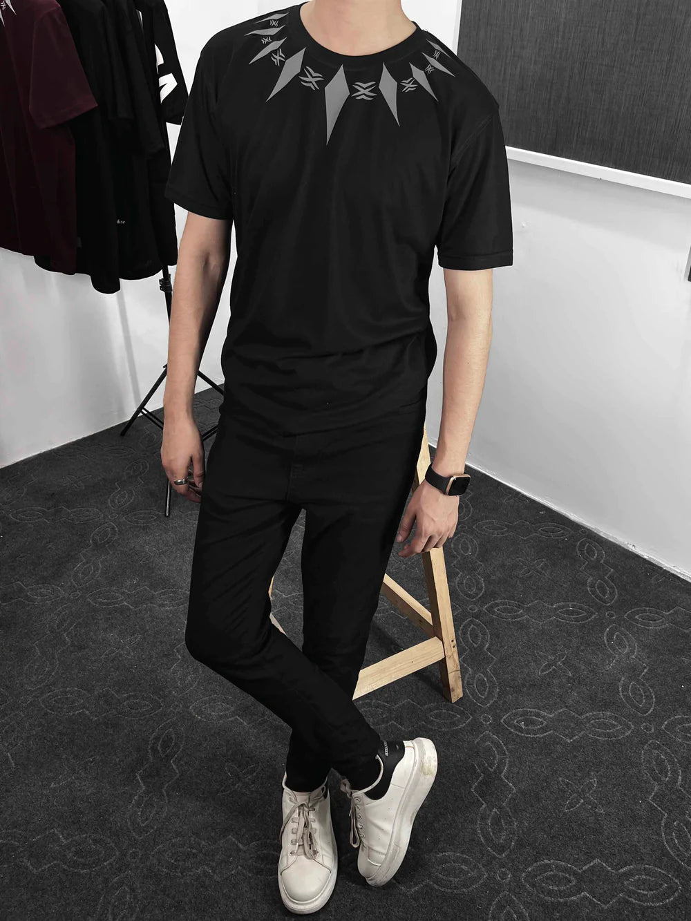 Reflective Neck Drop Shoulder T-shirt