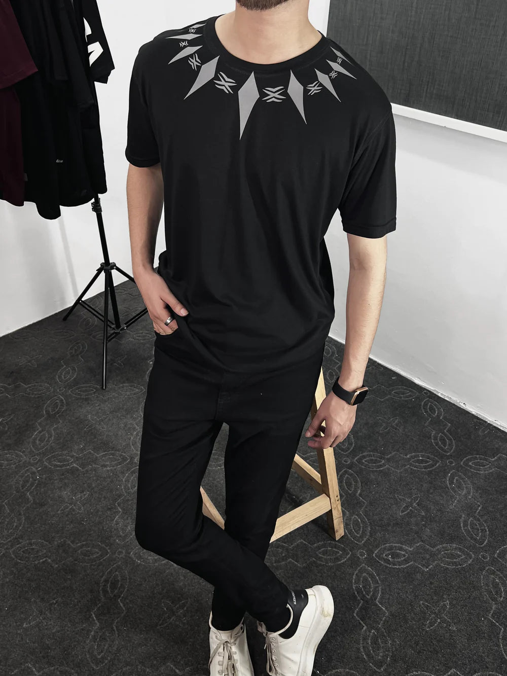 Reflective Neck Drop Shoulder T-shirt