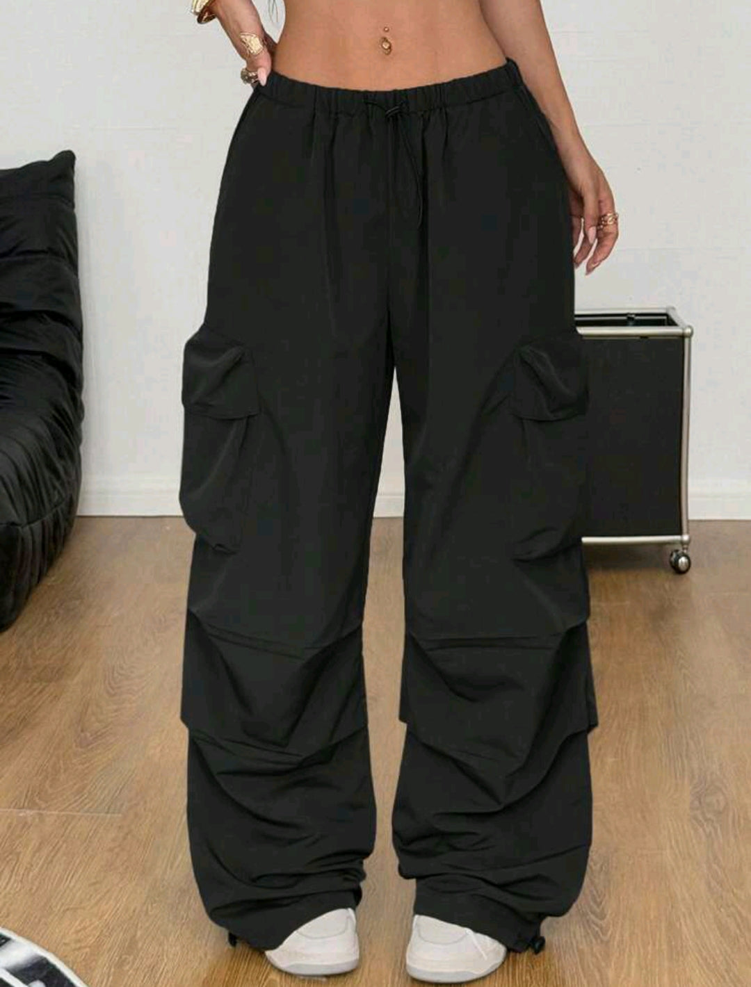 Wide leg pleated cargo