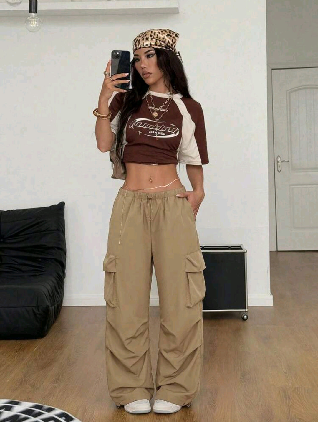 Wide leg pleated cargo