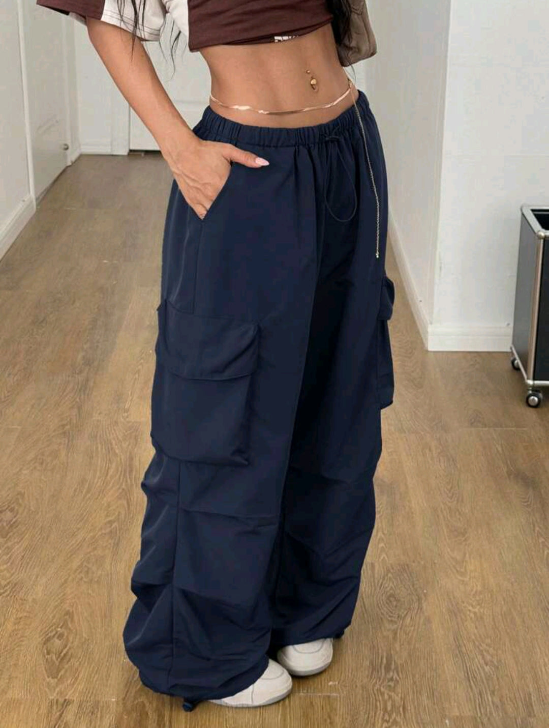 Wide leg pleated cargo